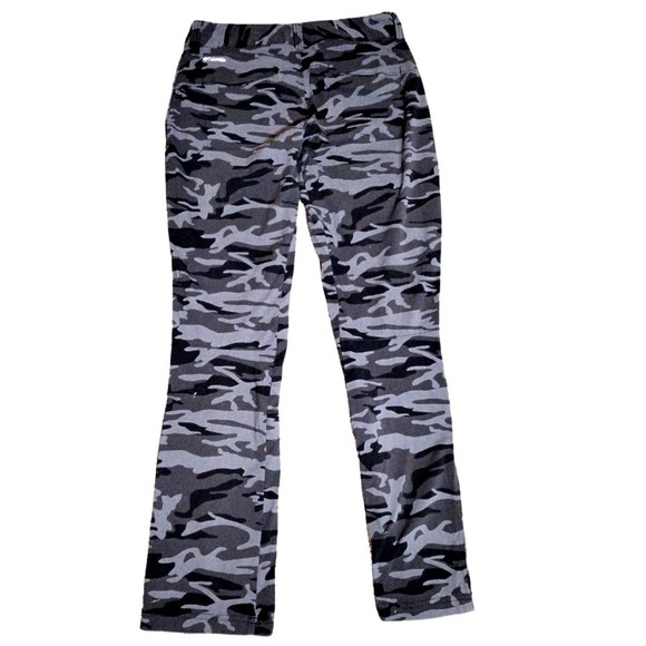 💸$13 🔥Columbia Sportswear Women's Size 8 Grey Black Camo Pants - Picture 2 of 4